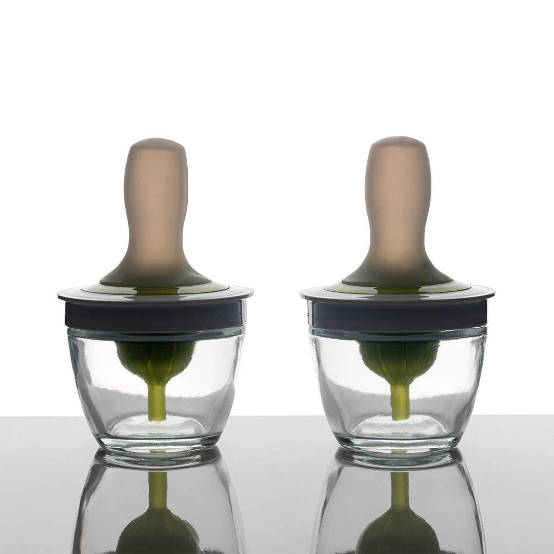 Oil Dispenser With Brush